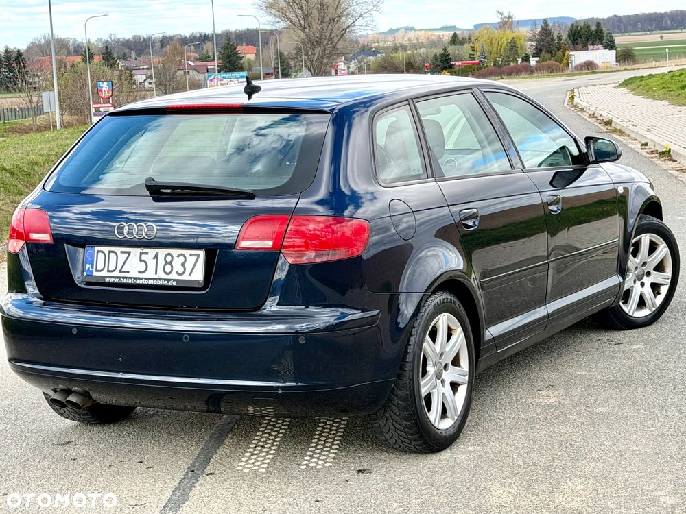 Audi A3 Sportback 1.9 TDI Ambiente - 2