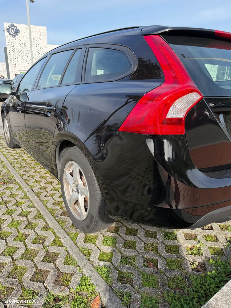Volvo V60 D2 - 9