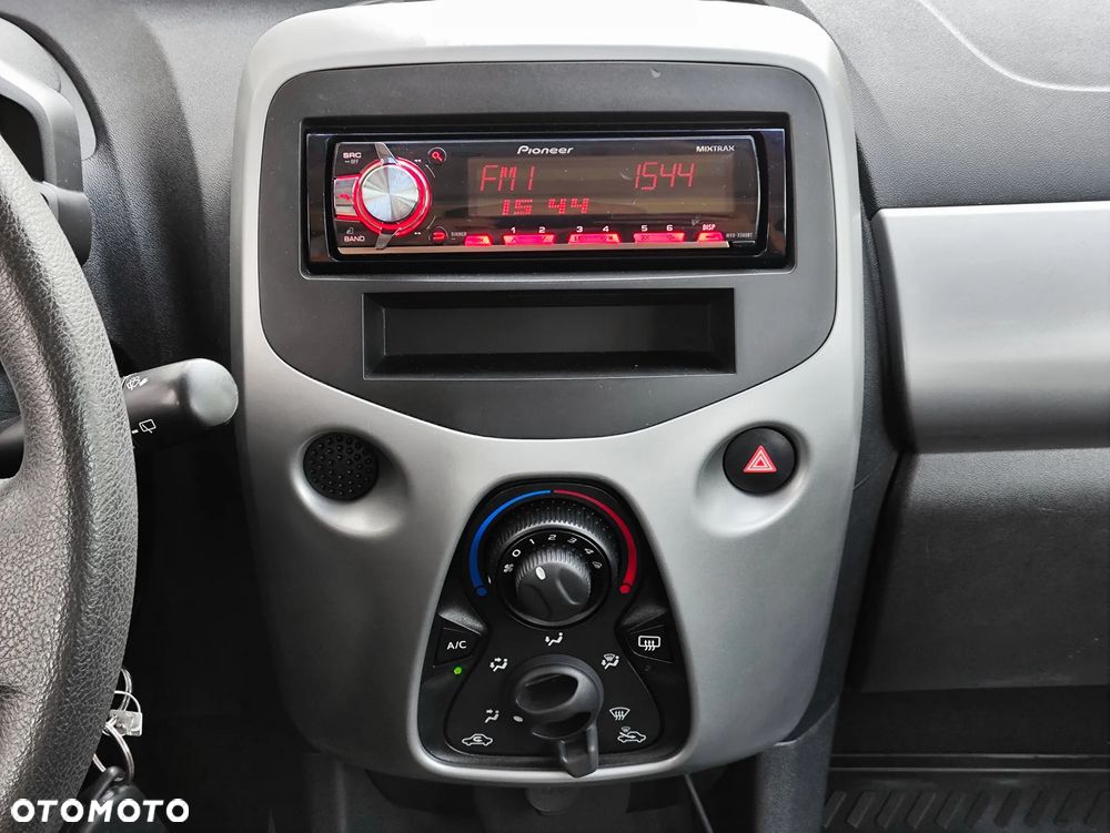 Toyota Aygo x - 20