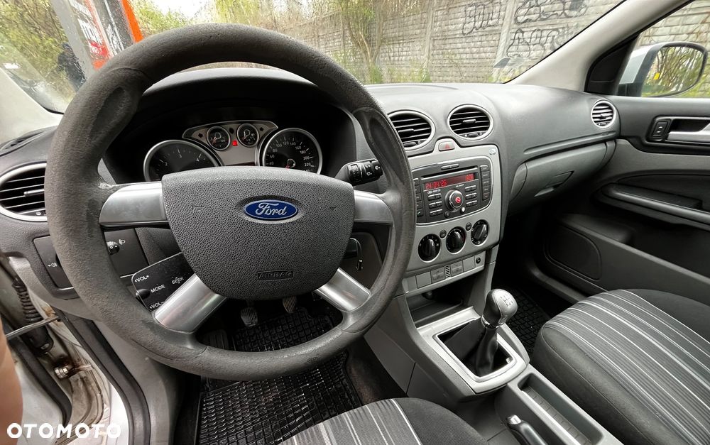 Ford Focus 1.8 TDCi Titanium - 12