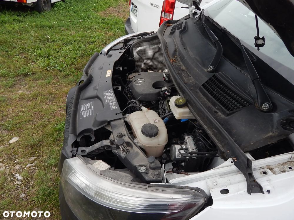 Mercedes-Benz VITO - 24