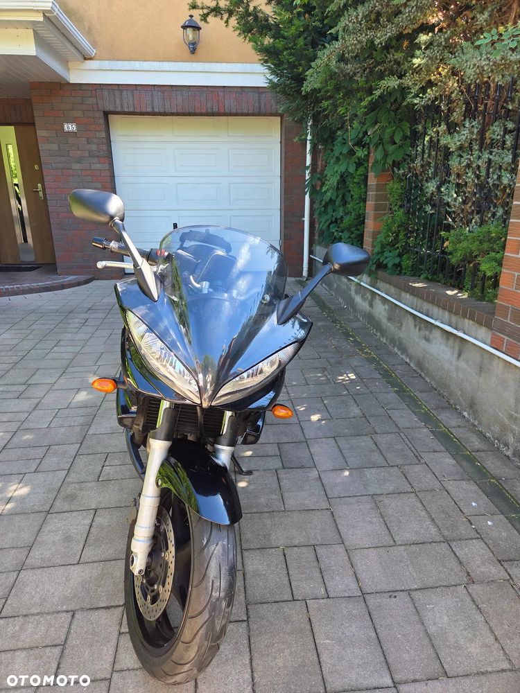 Yamaha FZ6 - 8