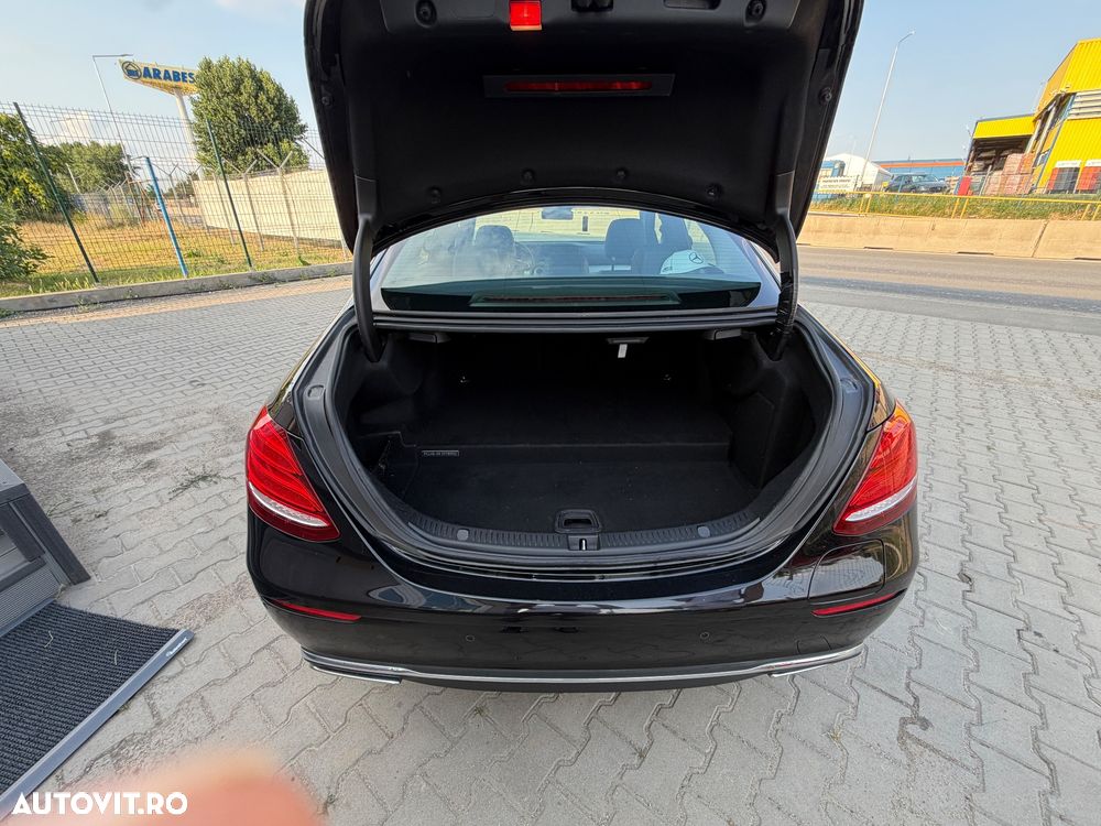 Mercedes-Benz E 350e 9G-TRONIC Avantgarde - 32