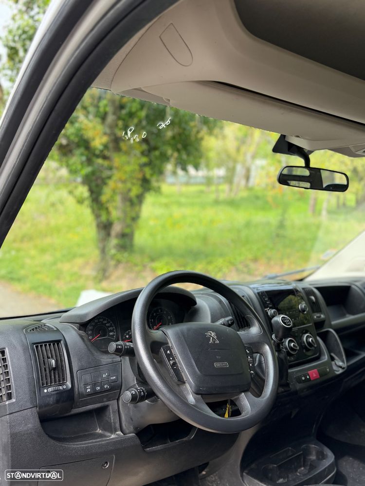 Peugeot Boxer 2.2 cabine dupla 6 lugares - 7