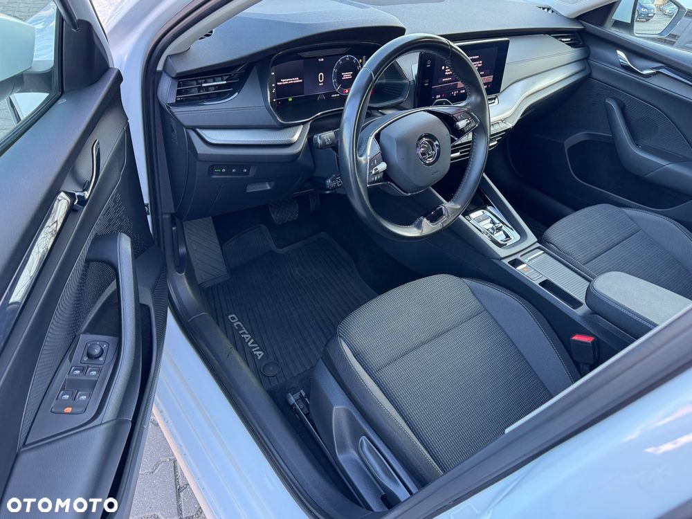 Skoda Octavia 2.0 TDI DSG 4x4 Style - 14