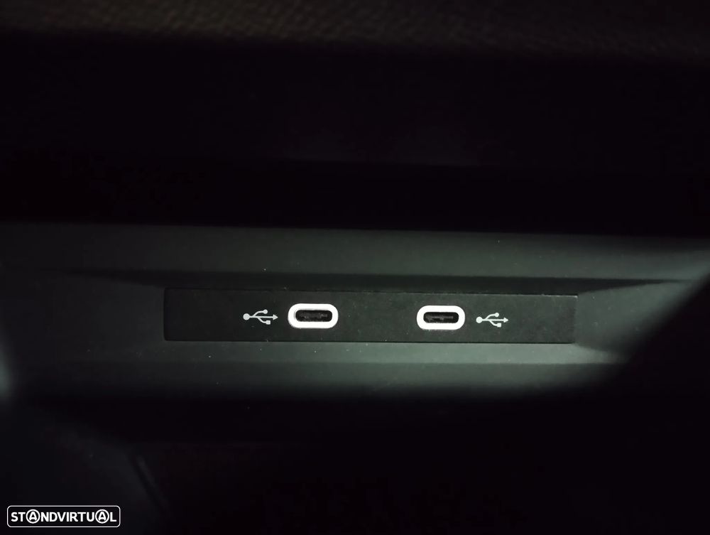 SEAT Leon ST 1.0 TSI Style - 32