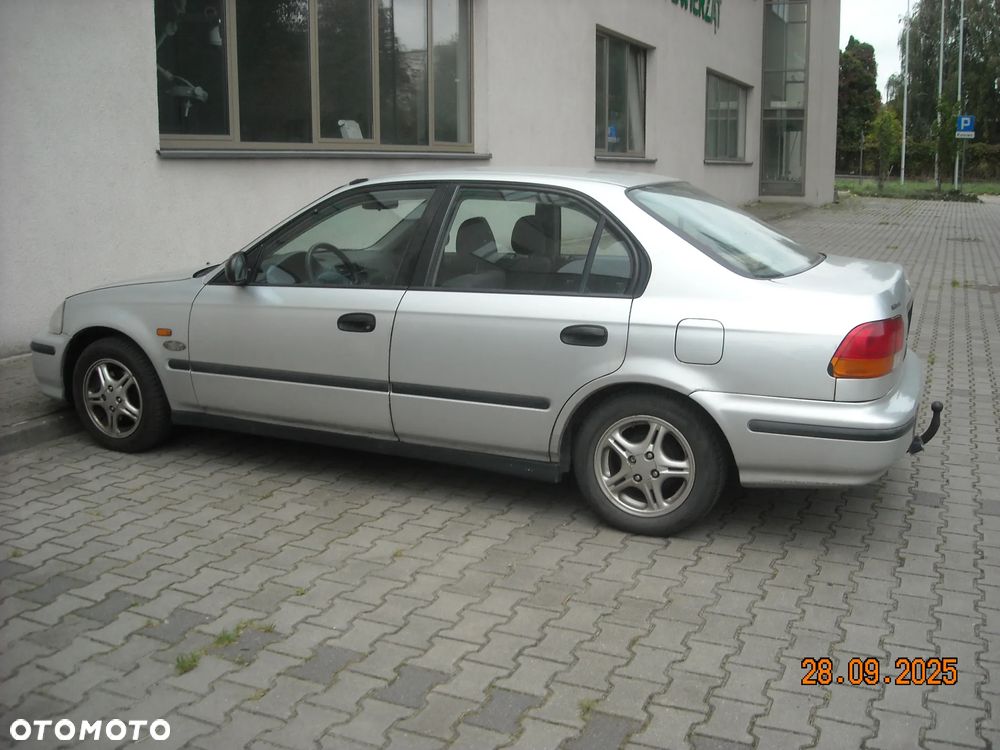 Honda Civic 1.4i S - 1