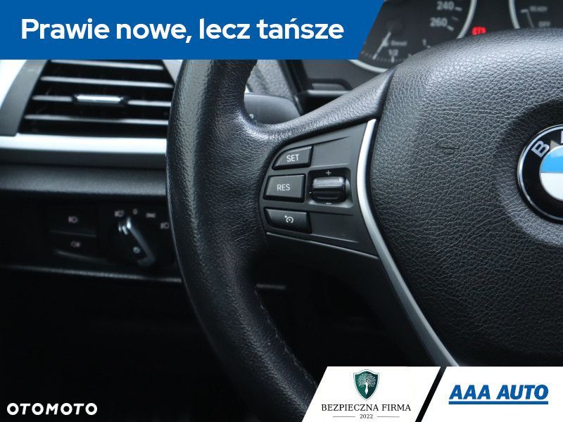 BMW Seria 1 - 24