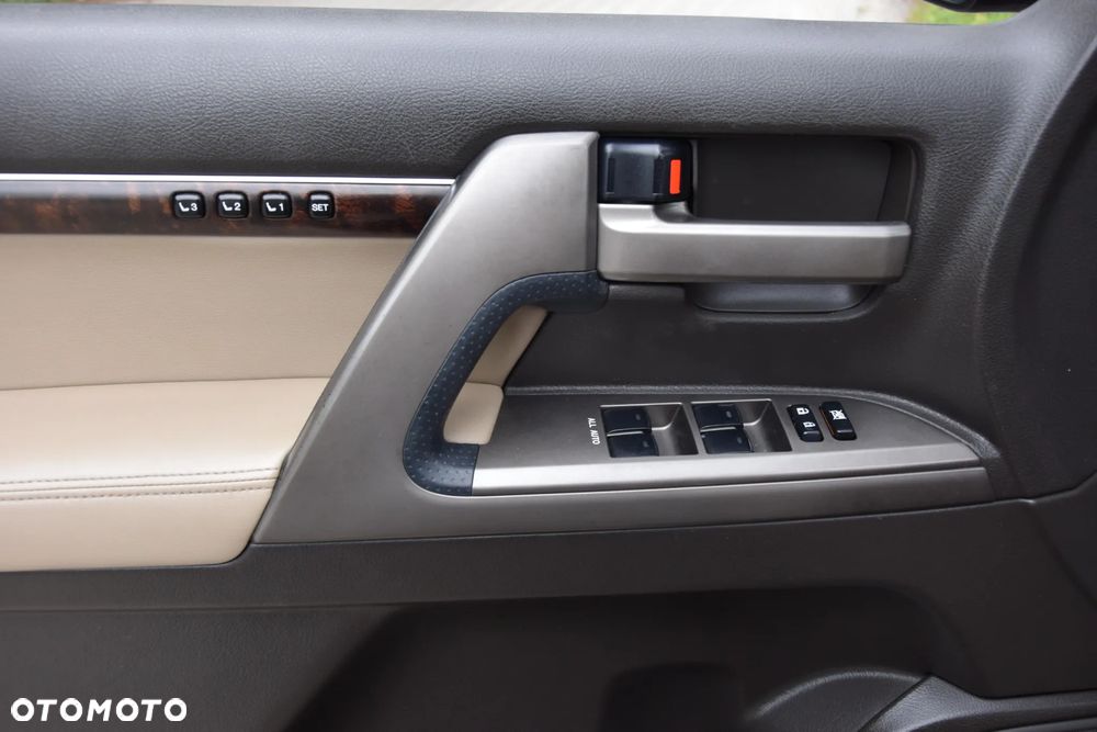 Toyota Land Cruiser LC 4.5 D-4D Sol - 18