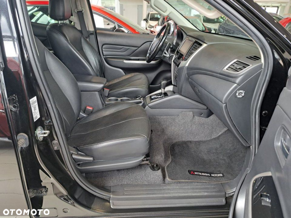 Mitsubishi L200 - 8