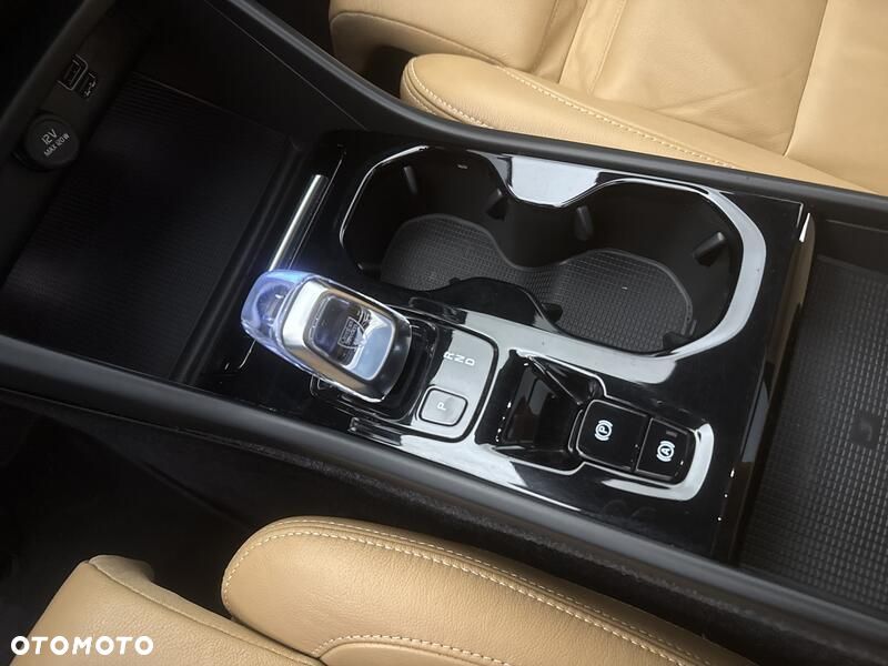 Volvo XC 40 - 17