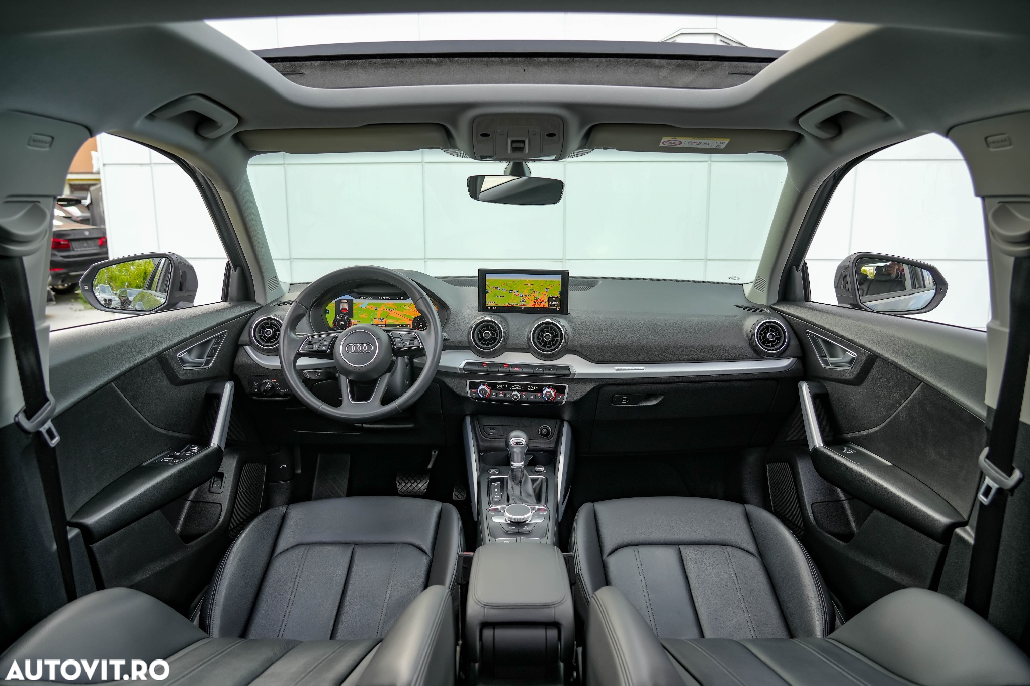Audi Q2 40 TFSI quattro S tronic Design - 4