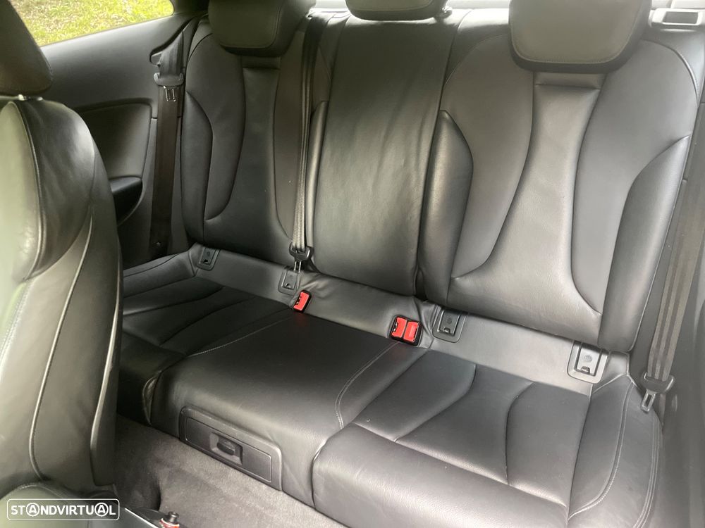Audi A3 2.0 TDI S line Sport Pack - 6