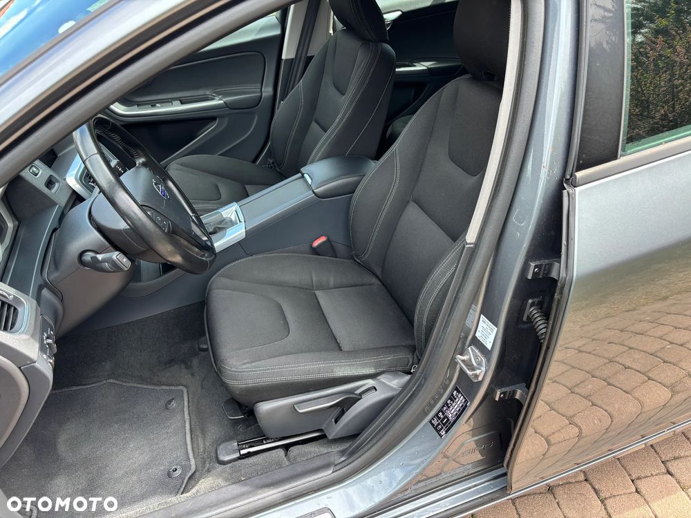 Volvo V60 D3 Geartronic Linje Business - 14