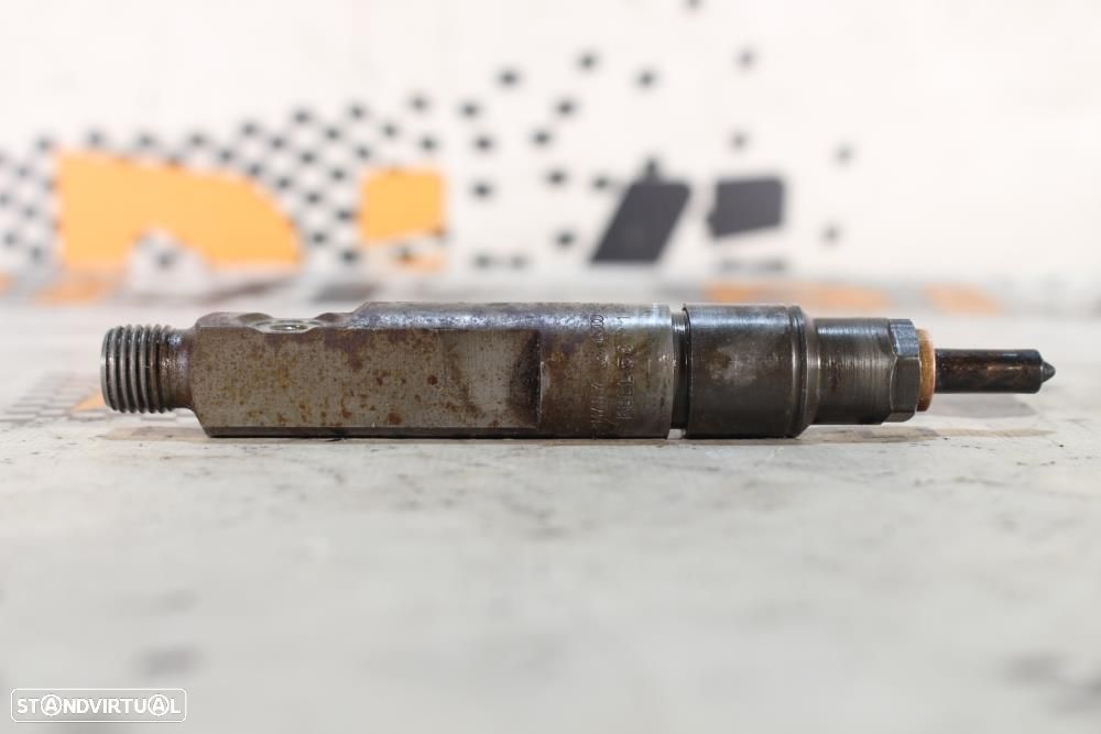 Injetor Audi A6 (4A2, C4)  046130201F / 046 130 201 F - 5