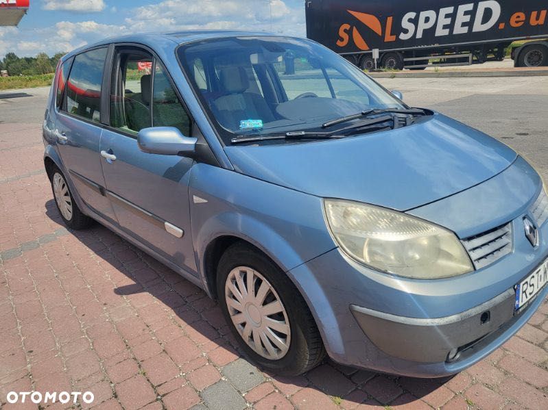 Renault Scenic - 1