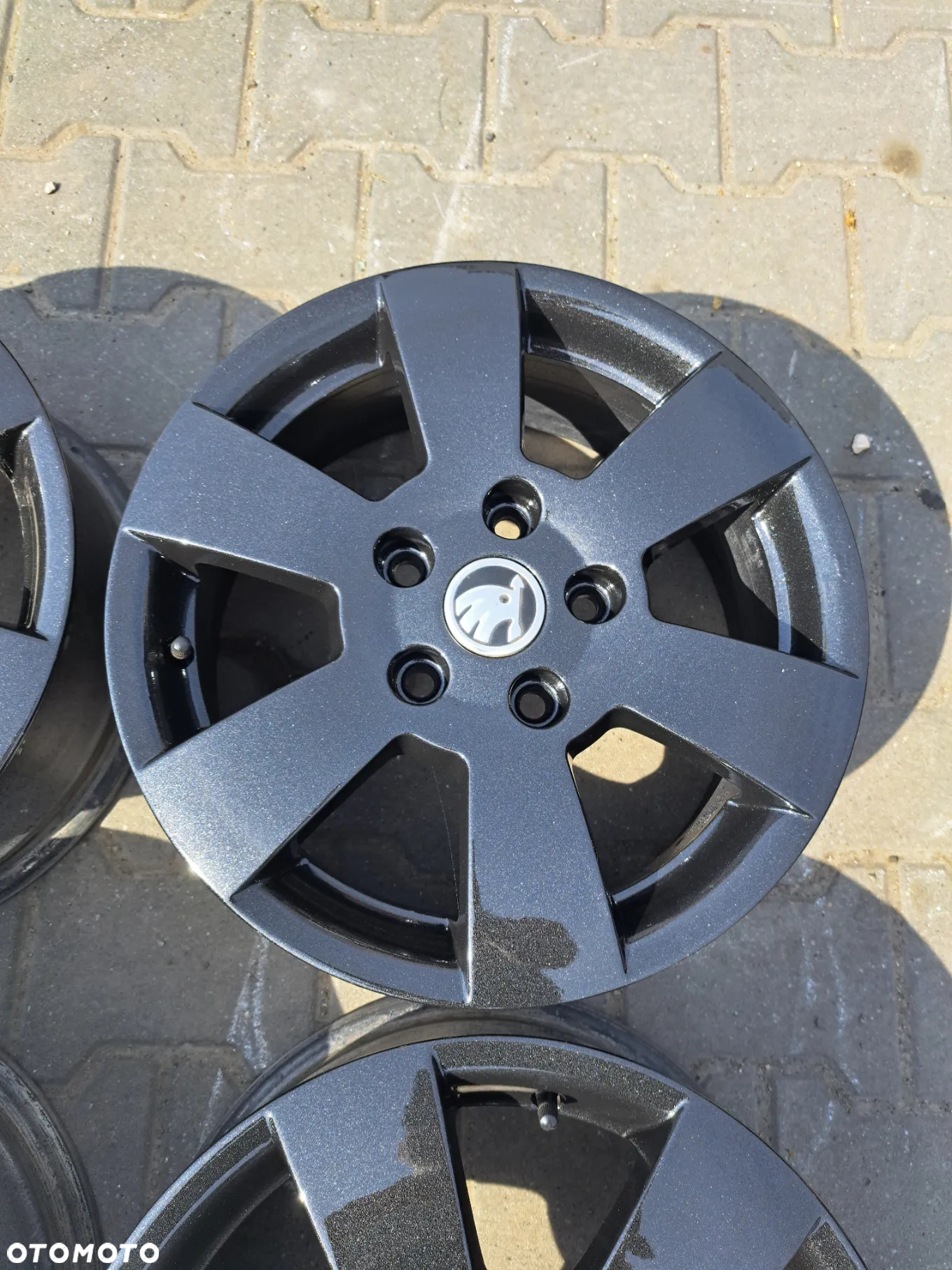 Alufelgi 15 cali 5x112 Skoda Octavia II Yeti Volkswagen Golf V VI Passat B6 - 4
