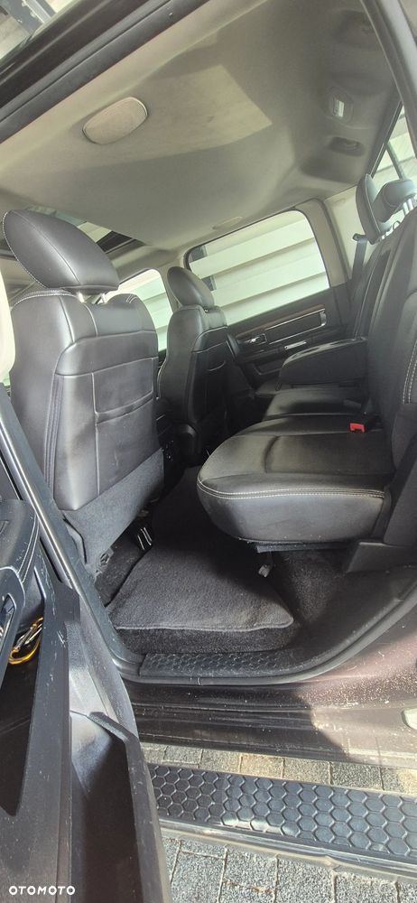 Dodge RAM 5.7 4x4 - 18
