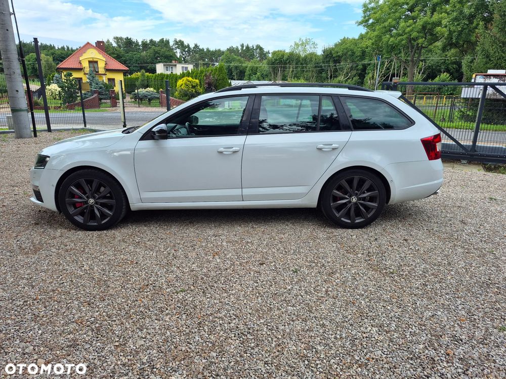 Skoda Octavia 2.0 TDI DSG RS - 4