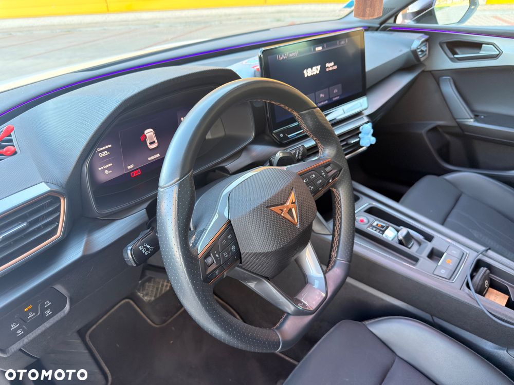 Cupra Leon 1.5 eTSI DSG Tribe Edition - 24