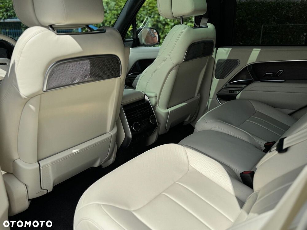 Land Rover Range Rover - 29