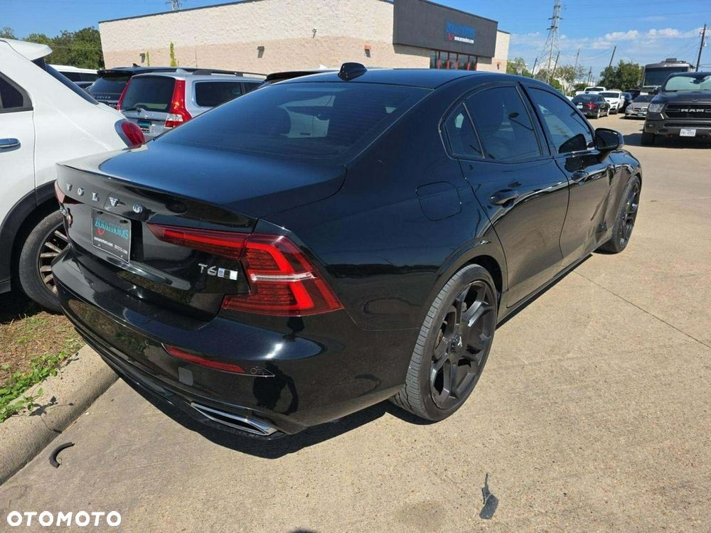 Volvo S60 2020 photo 3