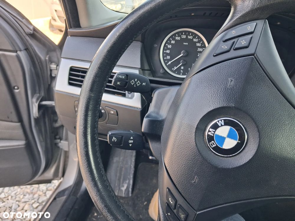 BMW Seria 5 - 12