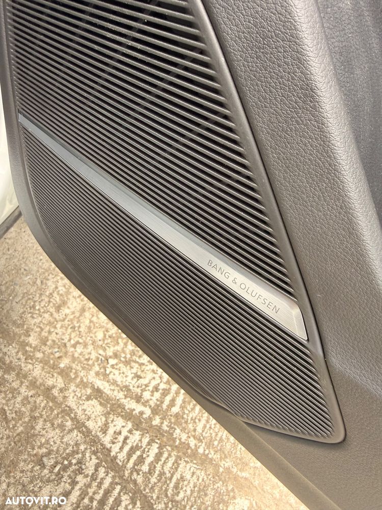 AUDI Q8 2020 — imagine 11