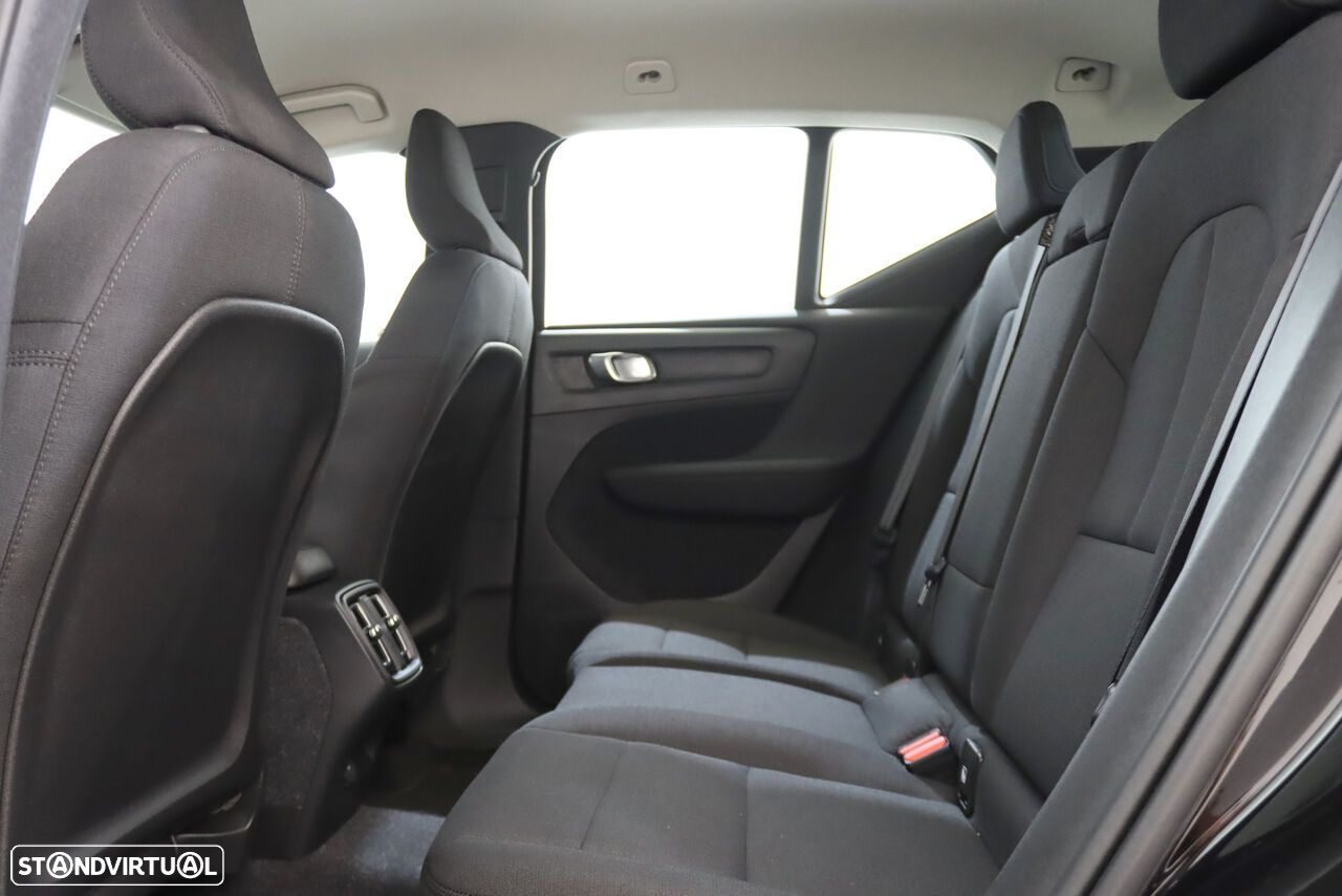 Volvo XC 40 2.0 D3 Momentum - 9