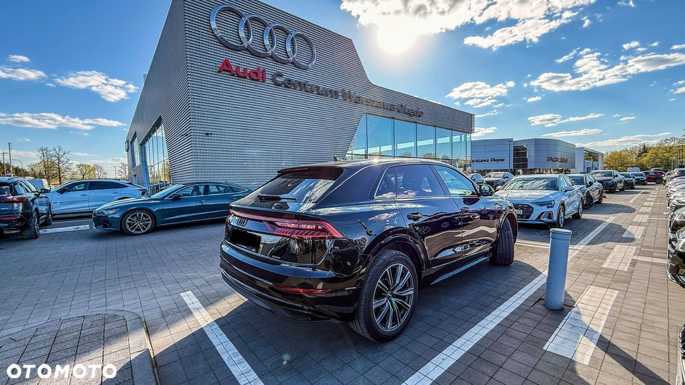 Audi Q8 - 1