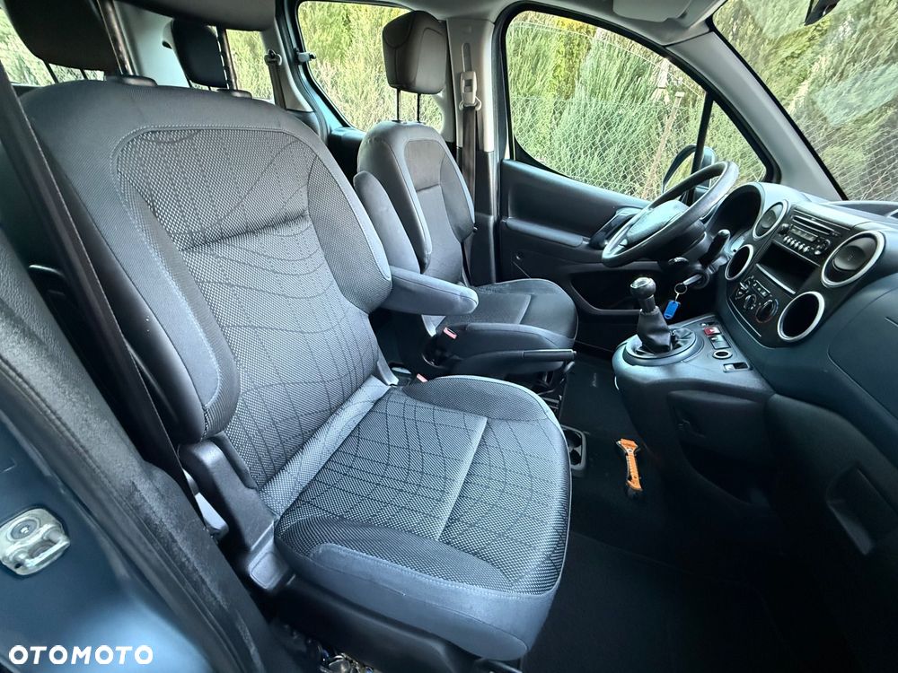 Peugeot Partner 110 Family - 25