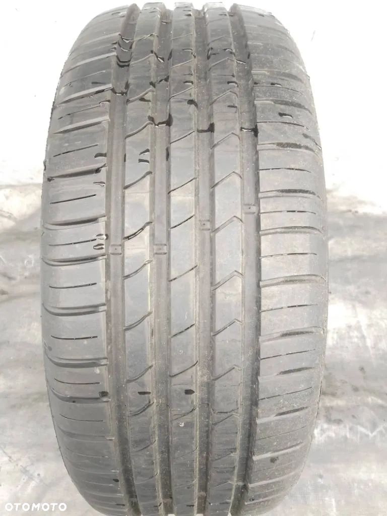 Kumho ECSTA HS51 225/55 ZR17 101W 2024 8mm - 1