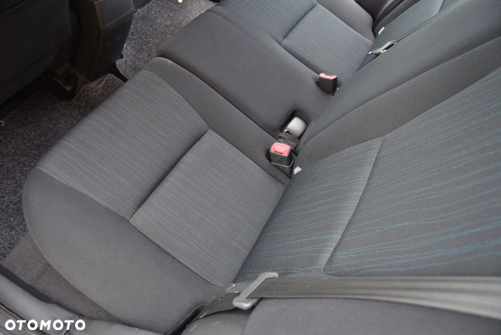 Toyota Auris 1.6 VVT-i Prestige - 29