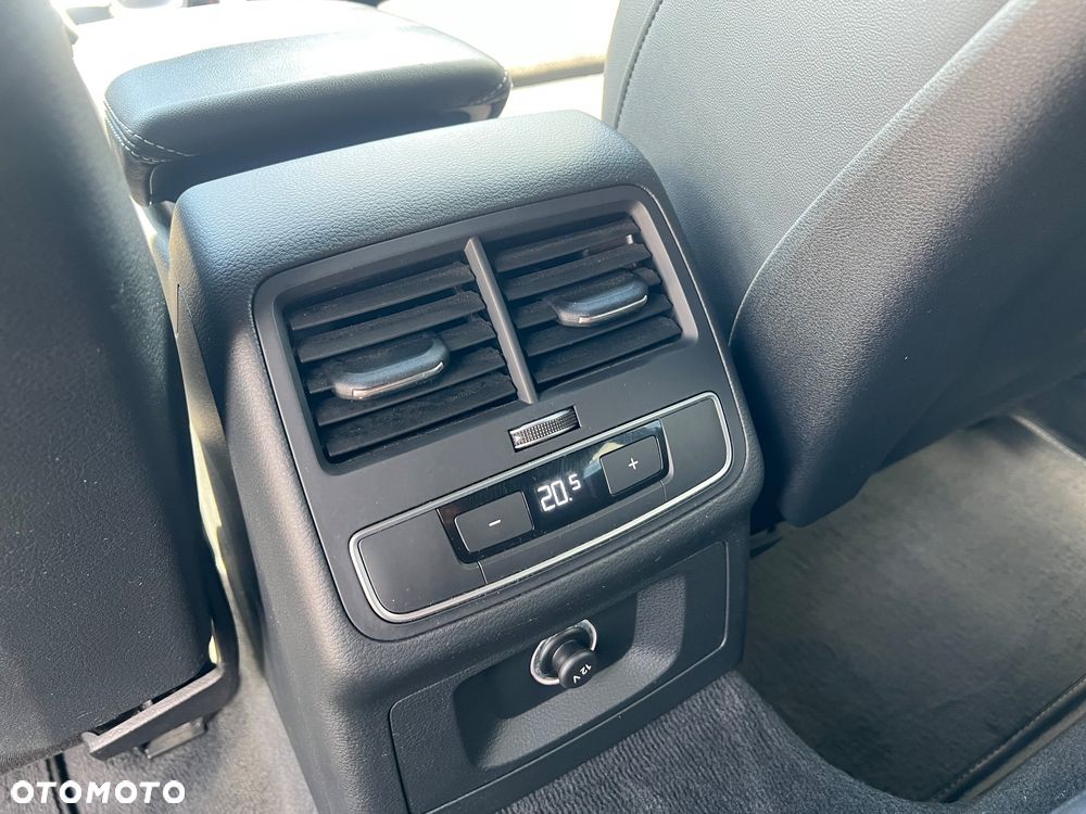 Audi A4 Avant 35 TFSI S tronic S line - 34