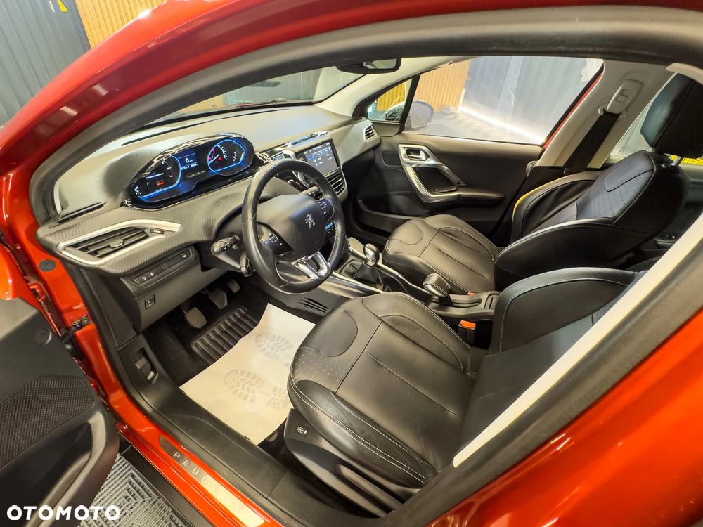 Peugeot 2008 PureTech 82 Allure - 26