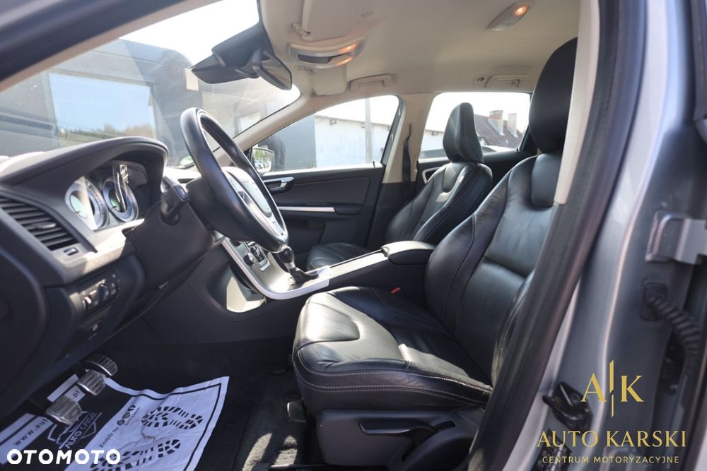 Volvo XC 60 - 35