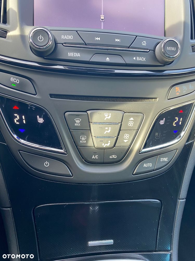 Opel Insignia 1.6 T Cosmo S&S EU6 - 25