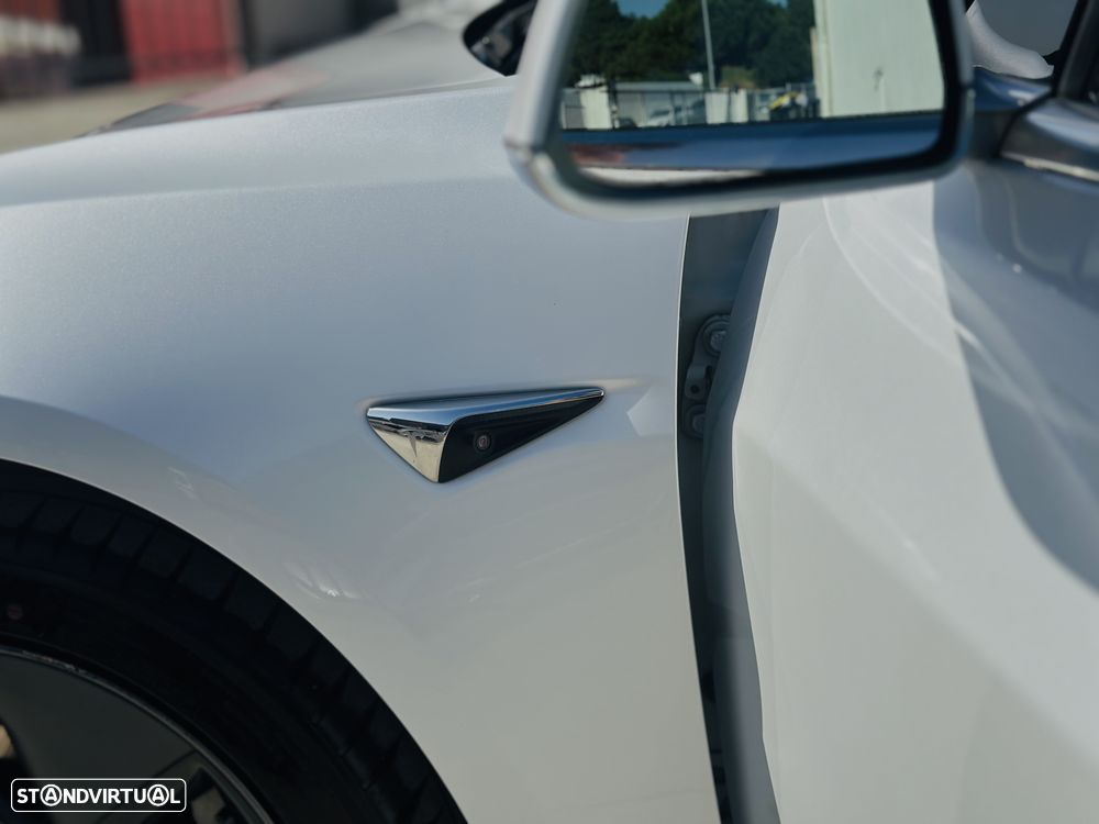 Tesla Model 3 Standard Range Plus RWD - 4