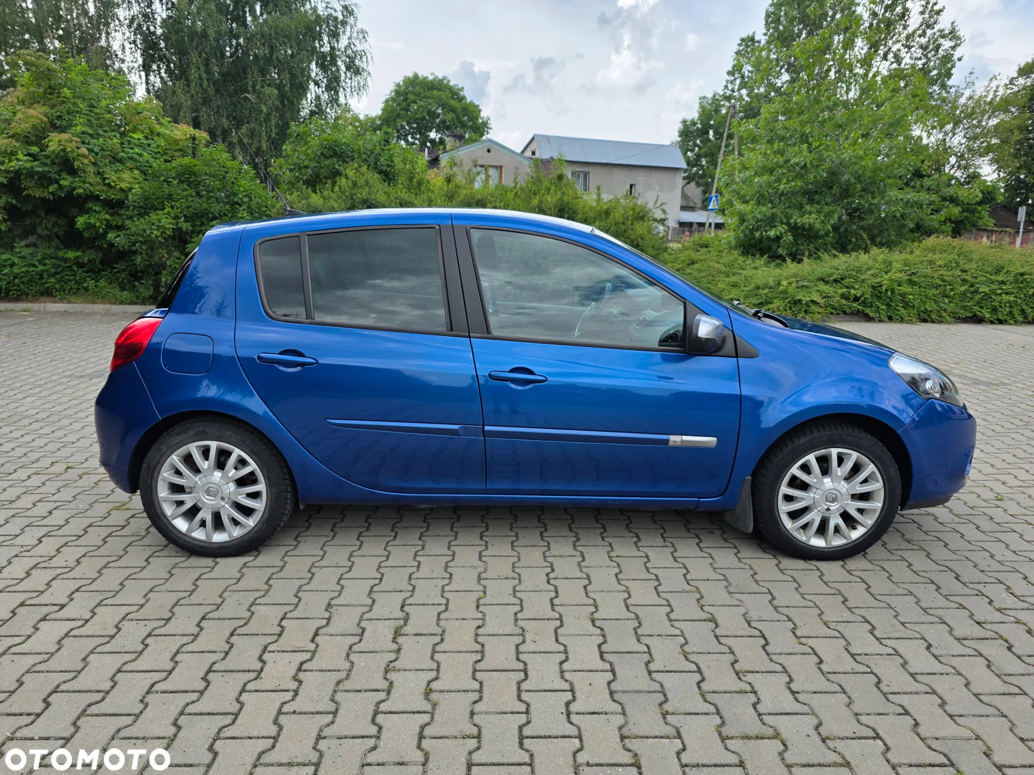 Renault Clio 1.5 dCi 90 FAP TomTom Edition - 4