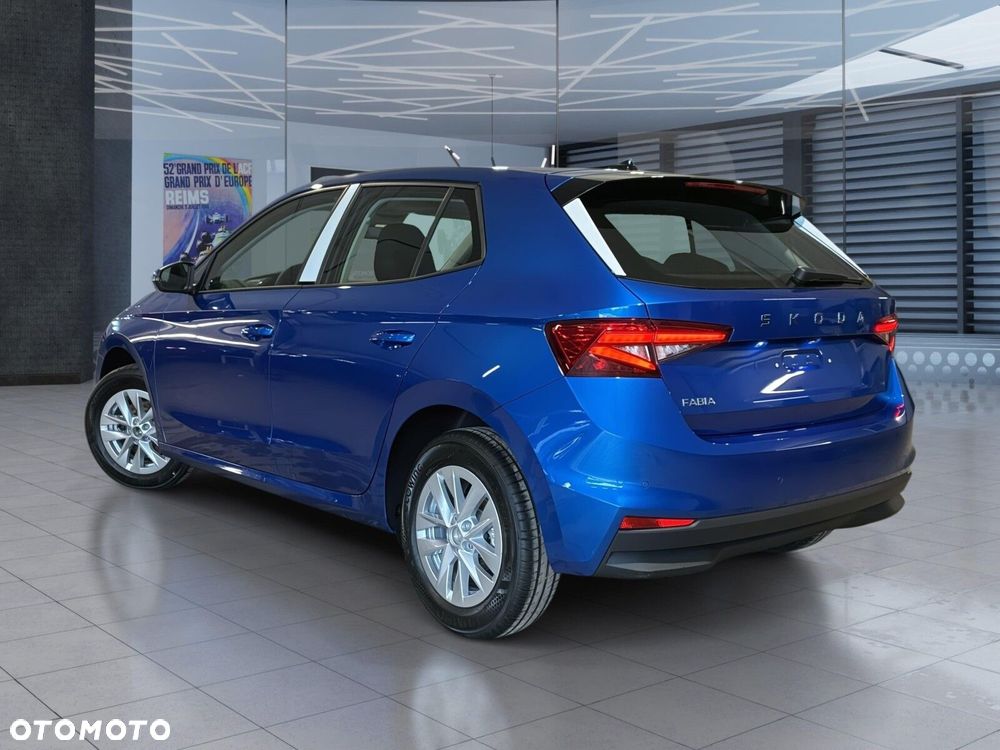 Skoda Fabia - 11