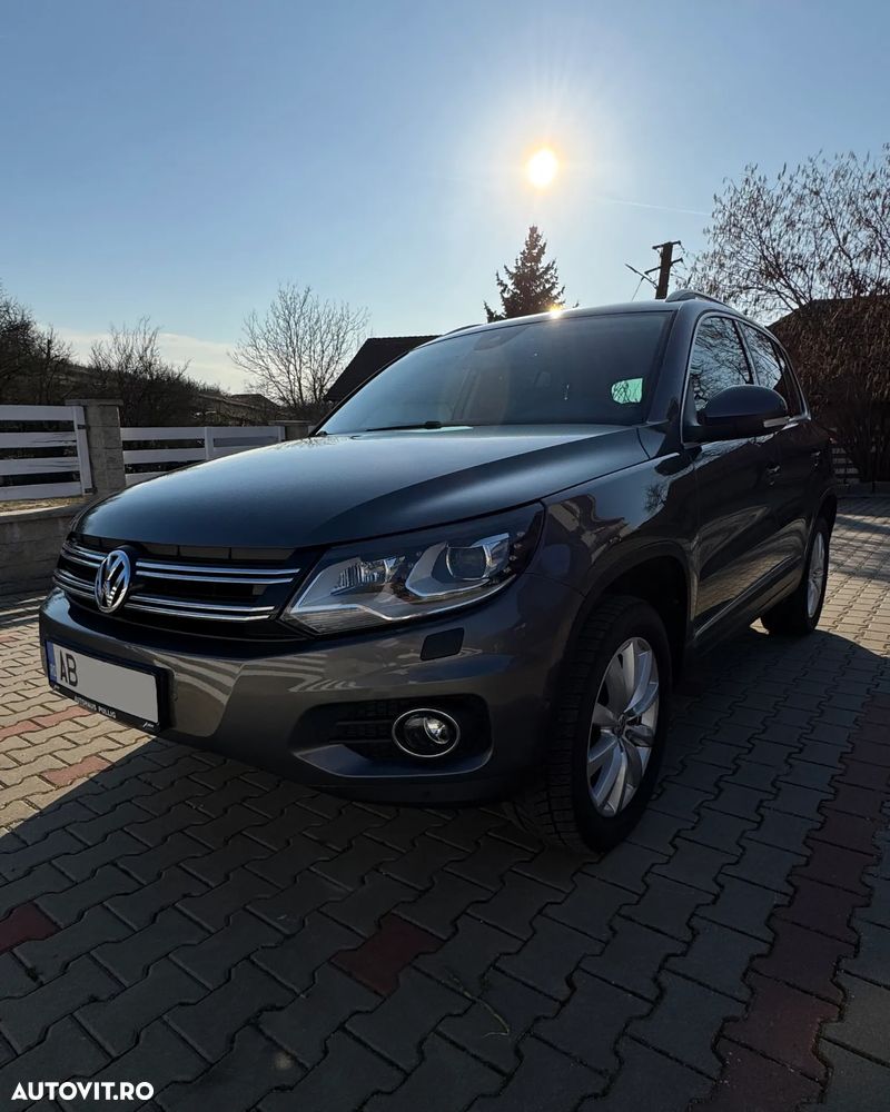 Volkswagen Tiguan - 2