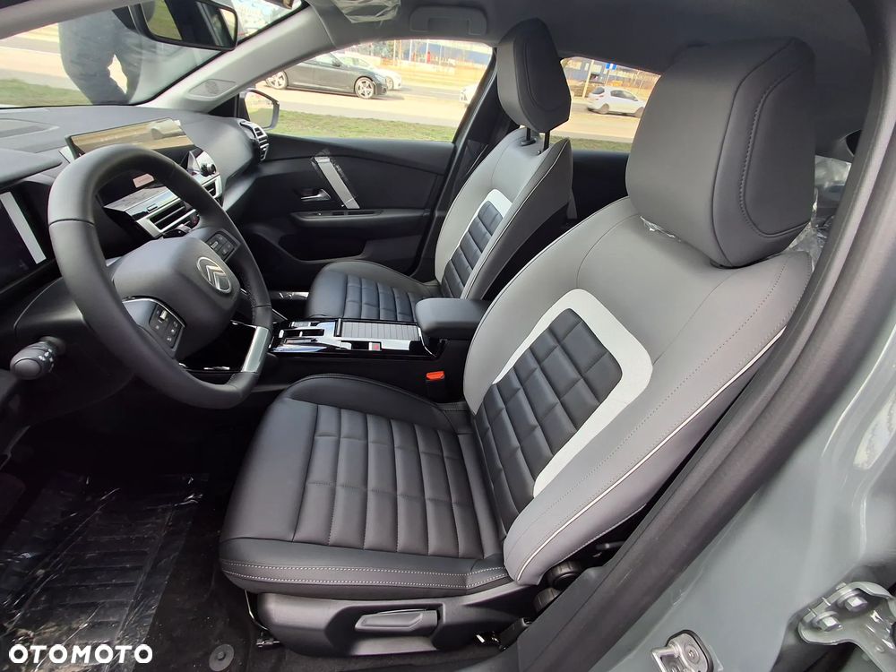 Citroën C4 1.2 mHEV Max eDCT6 - 8