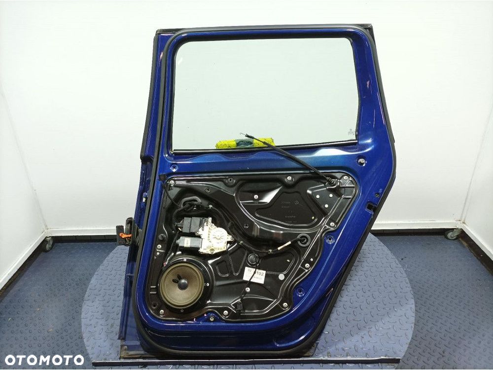 VW PASSAT B6 KOMBI DRZWI TYŁ TYLNE PRAWE LC5E - 16