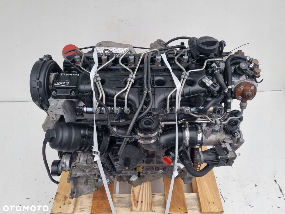 SILNIK KOMPLET Volvo V60 S60 II 2.4 D4 181KM BI TURBO pali 139tyś D5244T12 - 1