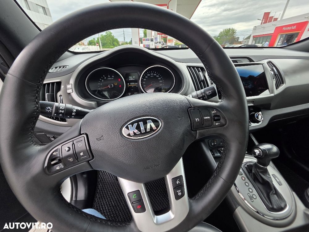Kia Sportage 2.0 DSL HP 6AT 4x4 Style - 14