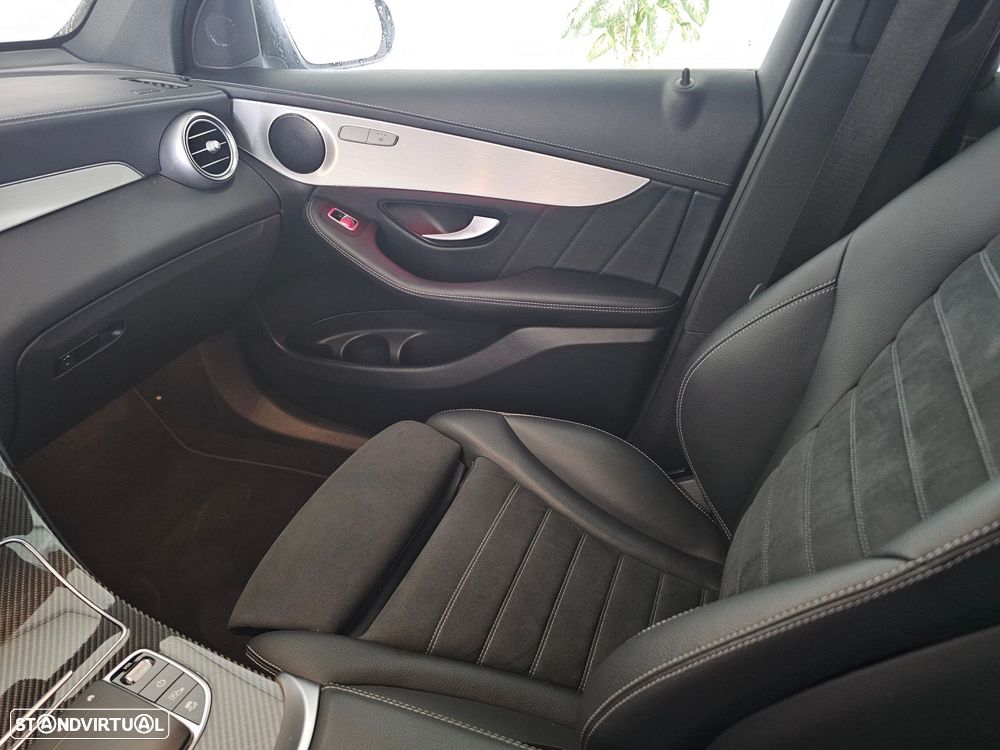 Mercedes-Benz GLC 300 e Coupe 4Matic - 34