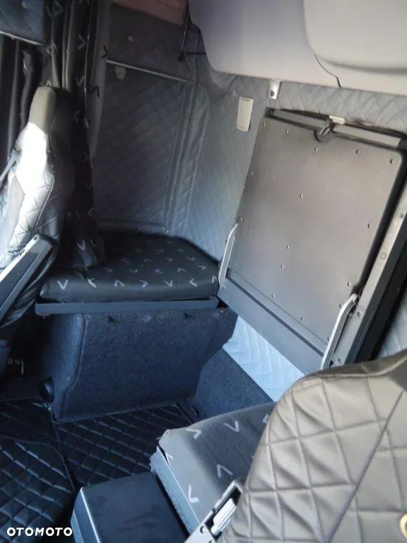 Iveco STRALIS - 14