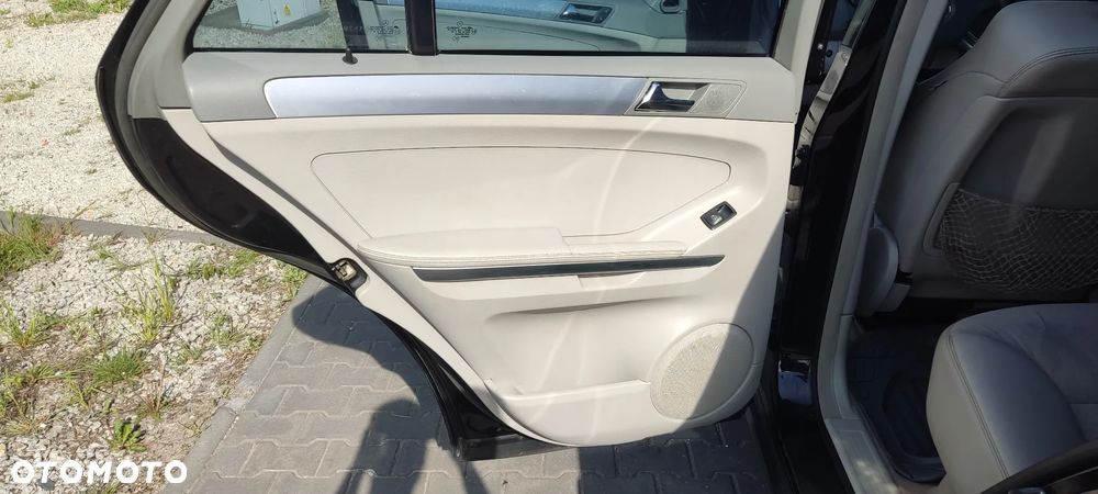 Mercedes-Benz ML 320 CDI 4Matic 7G-TRONIC - 14