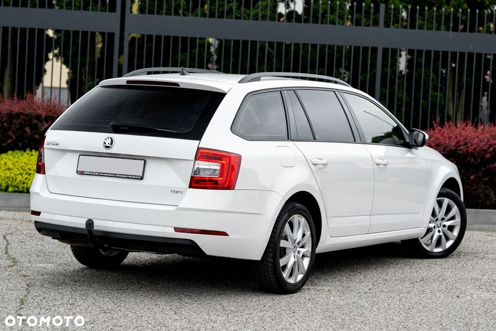 Skoda Octavia 2.0 TDI 4x4 DSG Style - 9