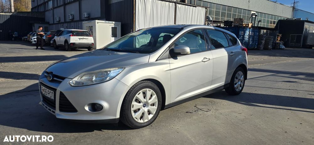Ford Focus - 1